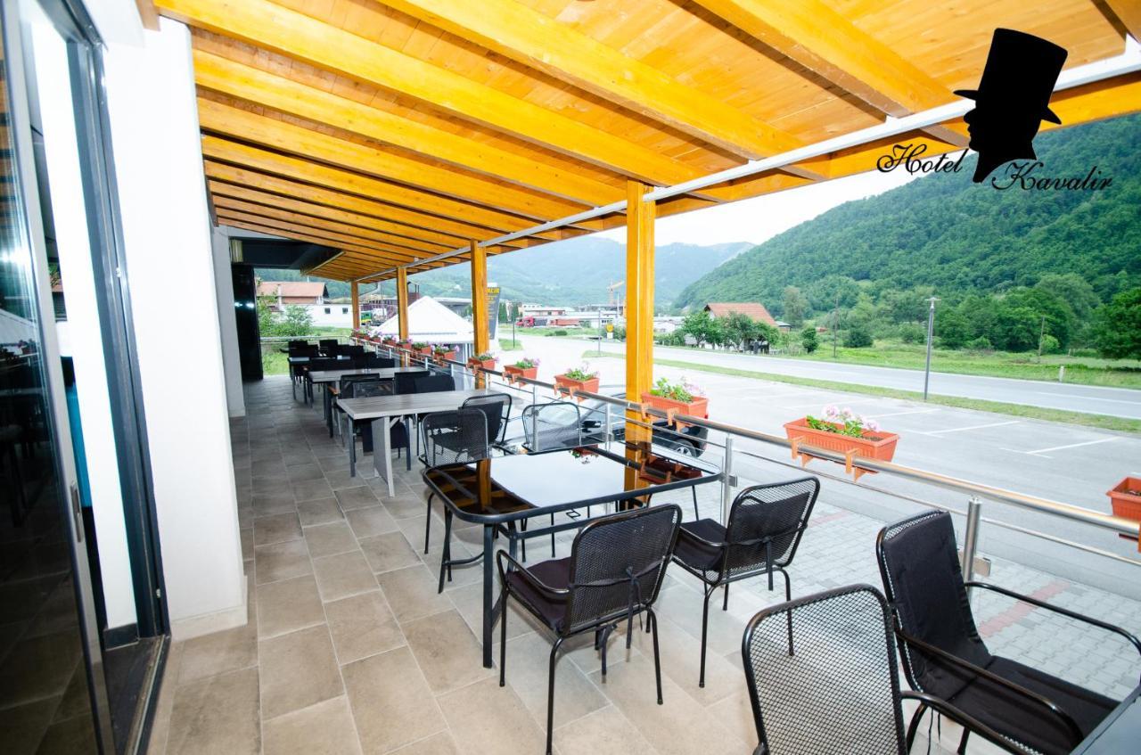 Hotel Kavalir Zepce Exterior foto